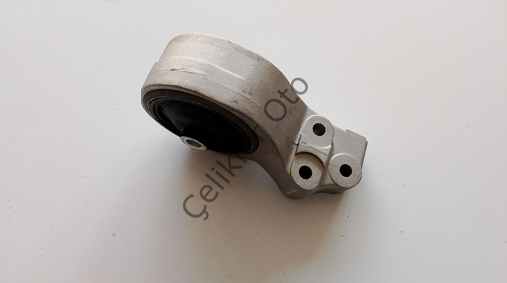 Şanzuman Takozu Sol Arka S40 V40 30620778