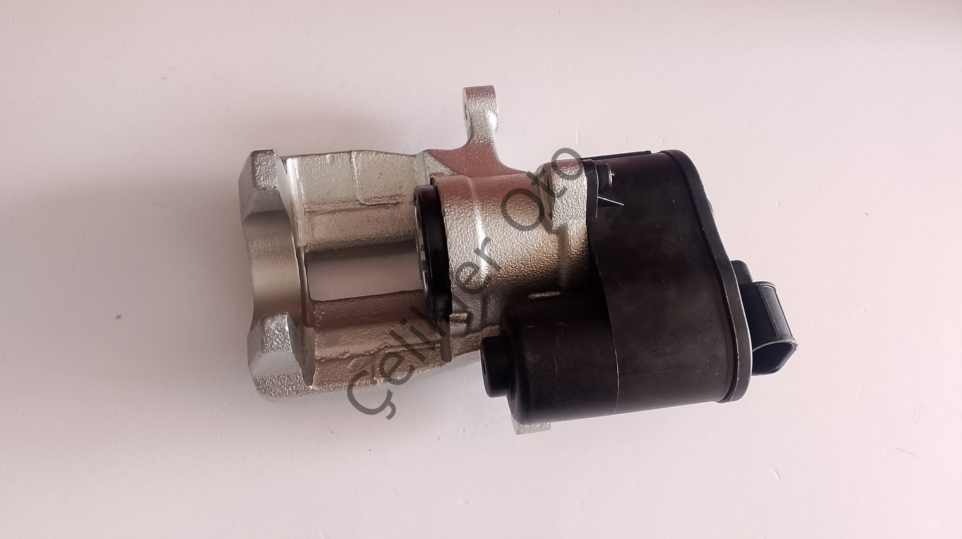 Sol Arka Fren Kaliperi Merkezi S60 V60 S80 V70 XC60 Elektrikli 36001379