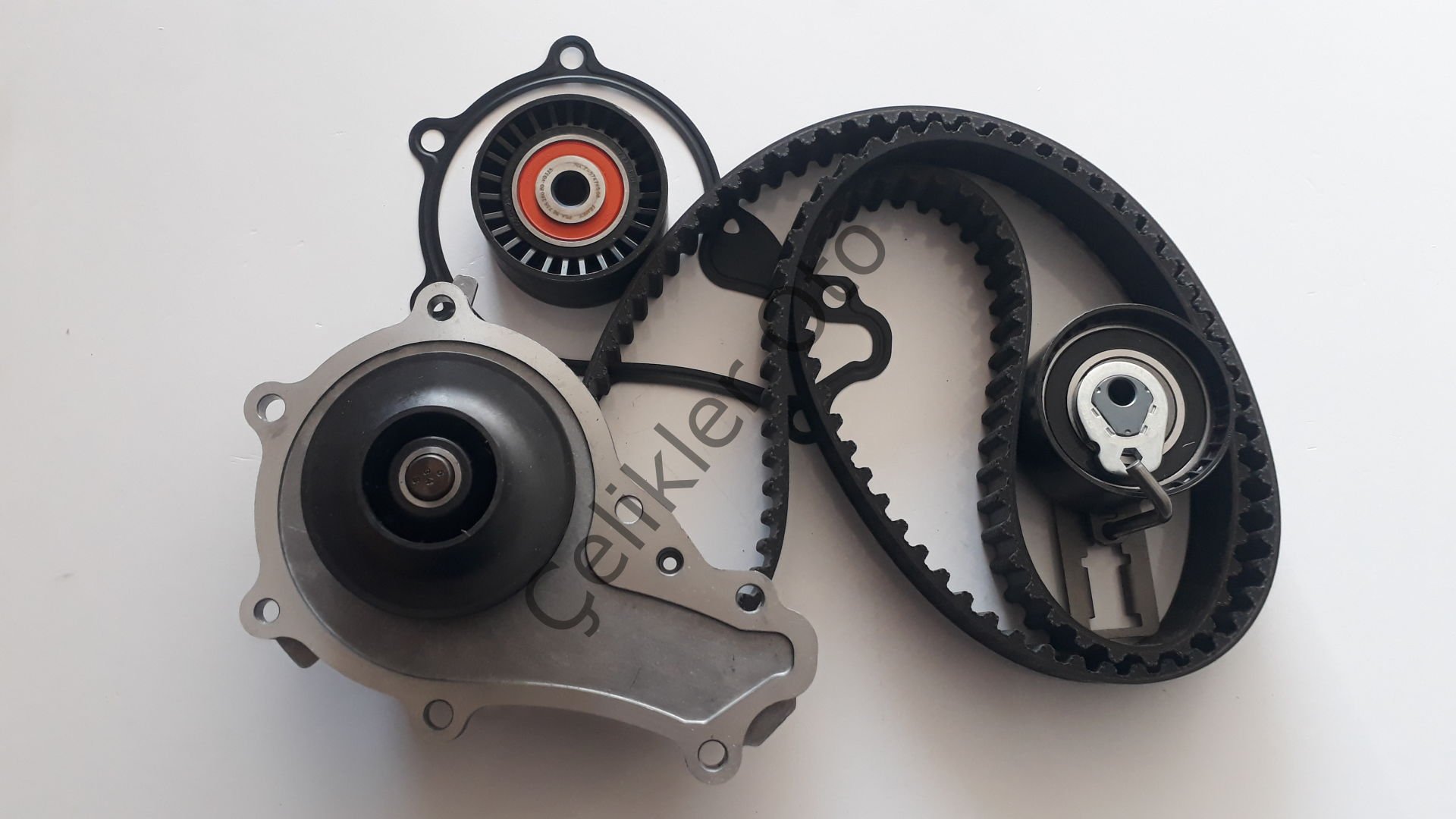 Triger Seti+Su Pompası S60 V60 S80 V70 S40 V50 V40 2012->1,6Dizel D2 31370046