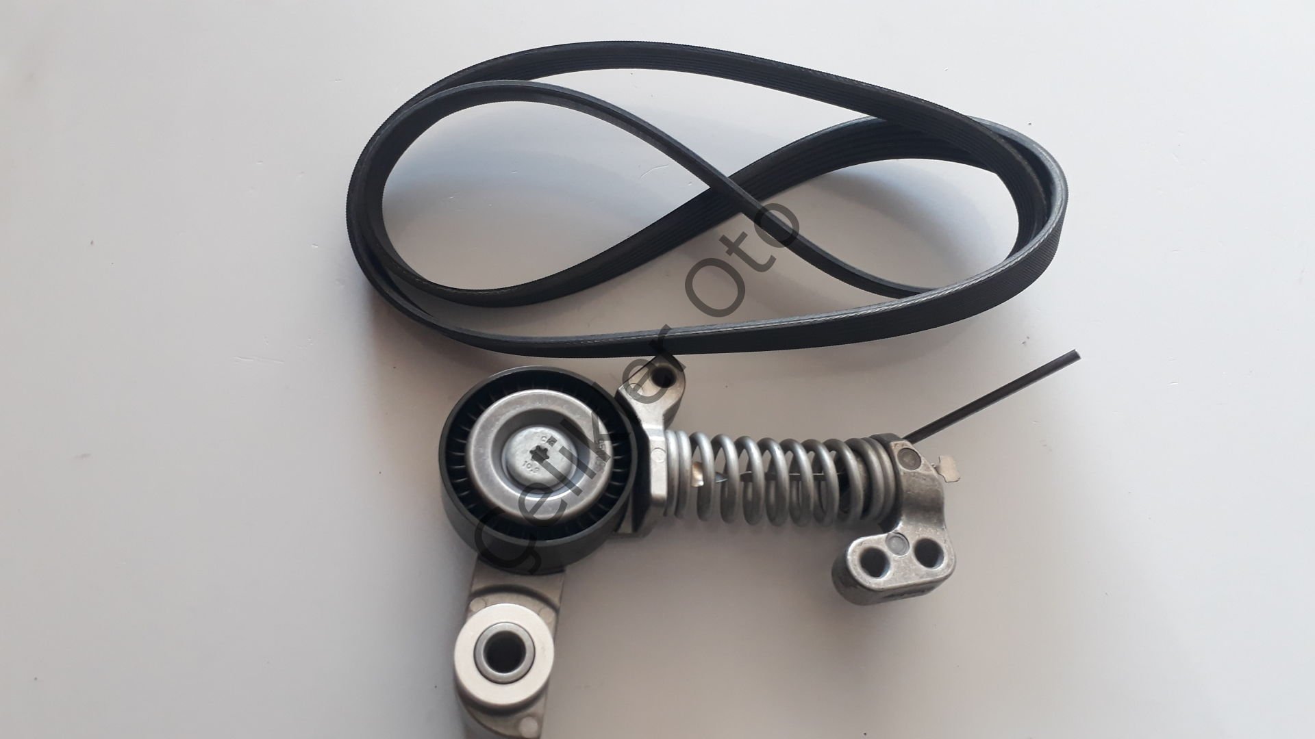 V Kayışı Alternatör Seti S90 V90 S60 V60 V40 XC40 XC60 XC90 D4 D5 31460374