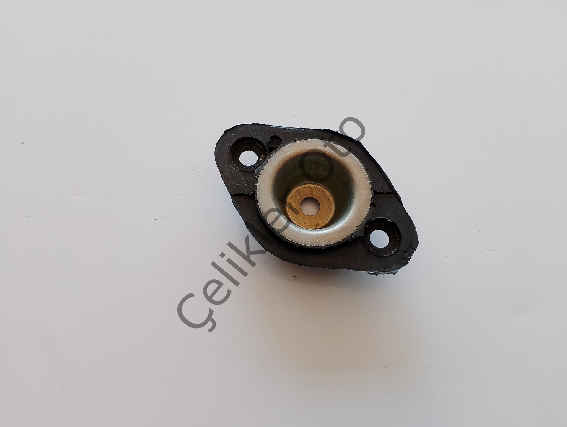 Arka Amortisör Üst Takozu S70 V70 C70 850 9461524