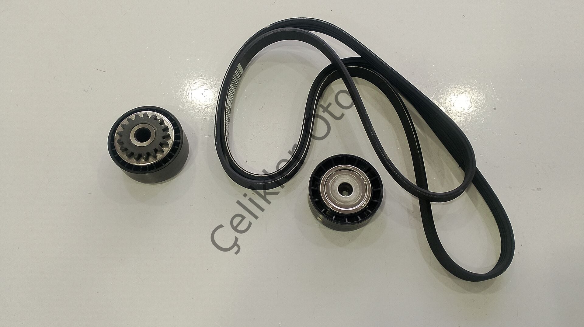 V Kayışı Alternatör Seti Clio Logan Sandero 1,2 16V D4F D7F 7701477533