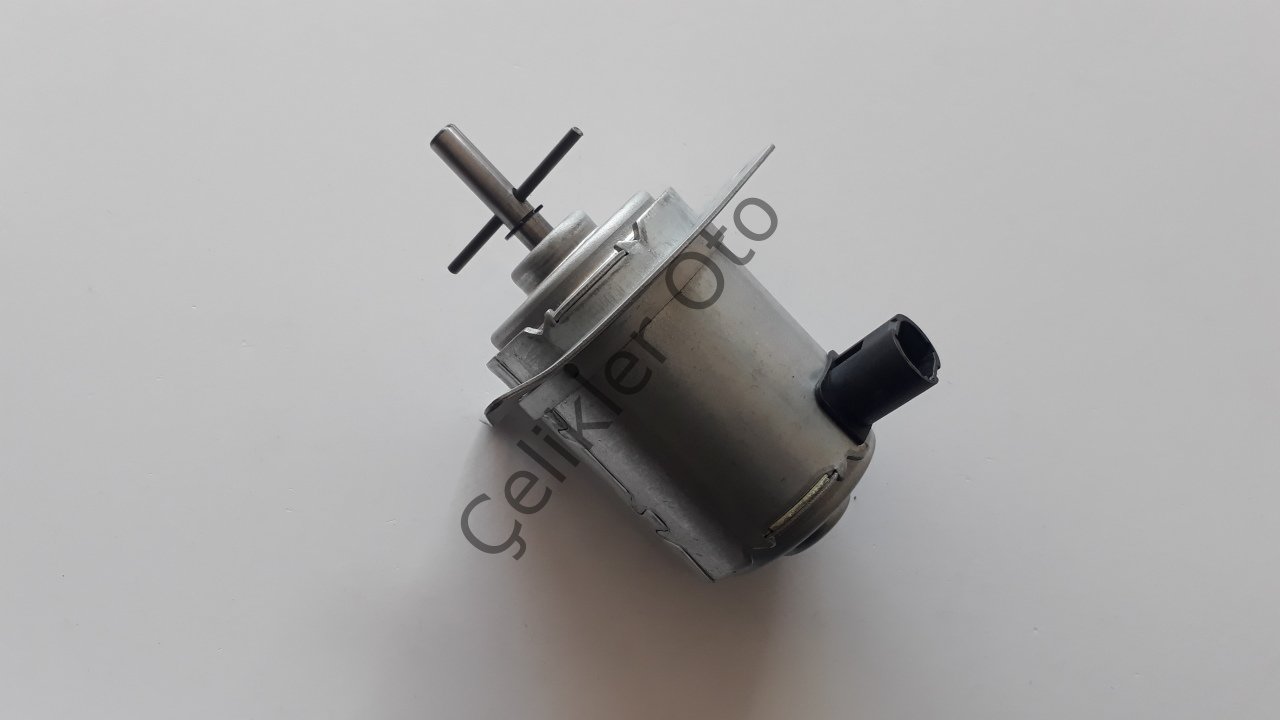 Fan Motoru Soketli R9 R11 R19 Clio 7701041302