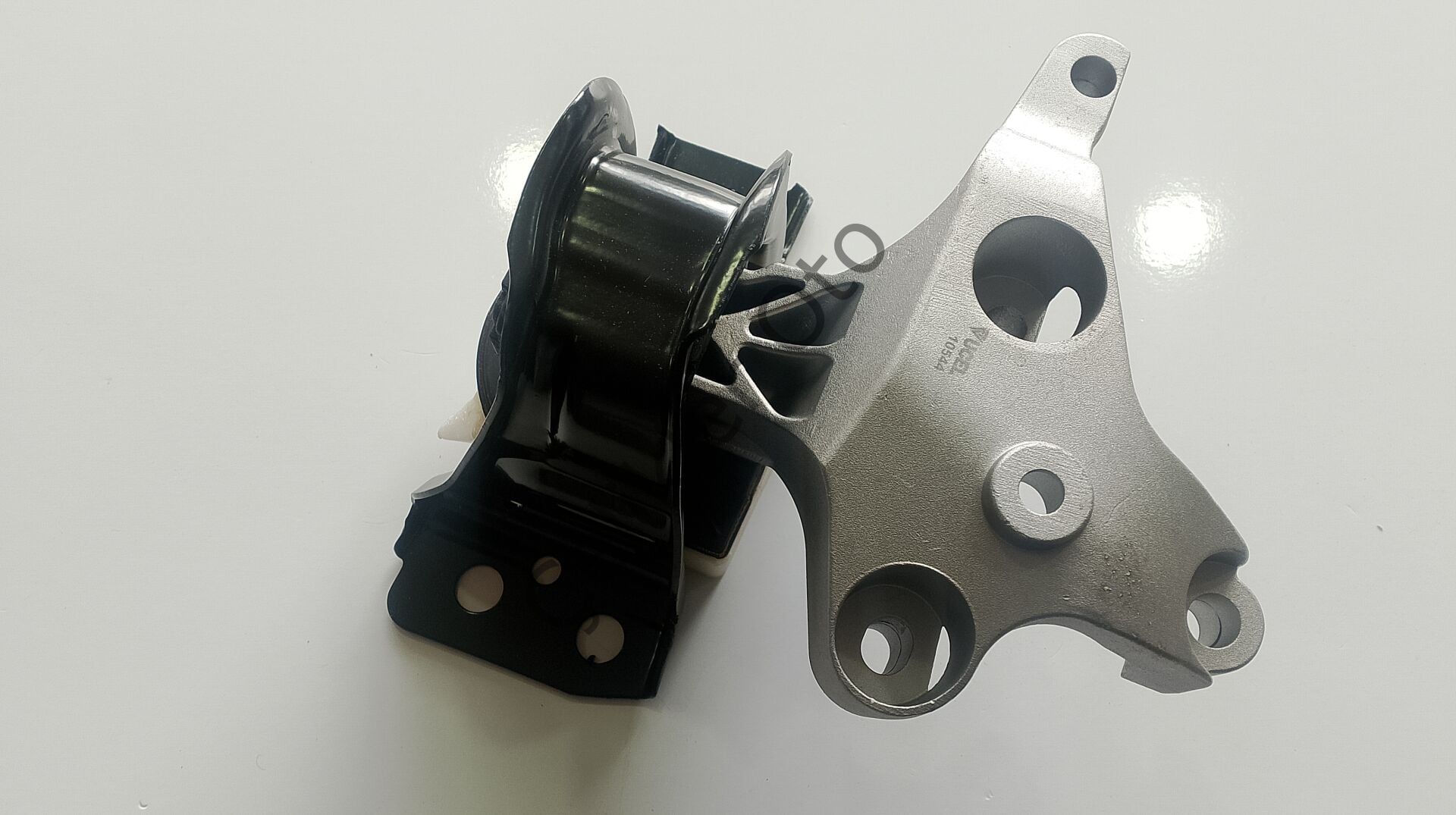 Sağ Üst Motor Takozu Dacia Duster II 1,5Dci K9K 4X4 112107399R