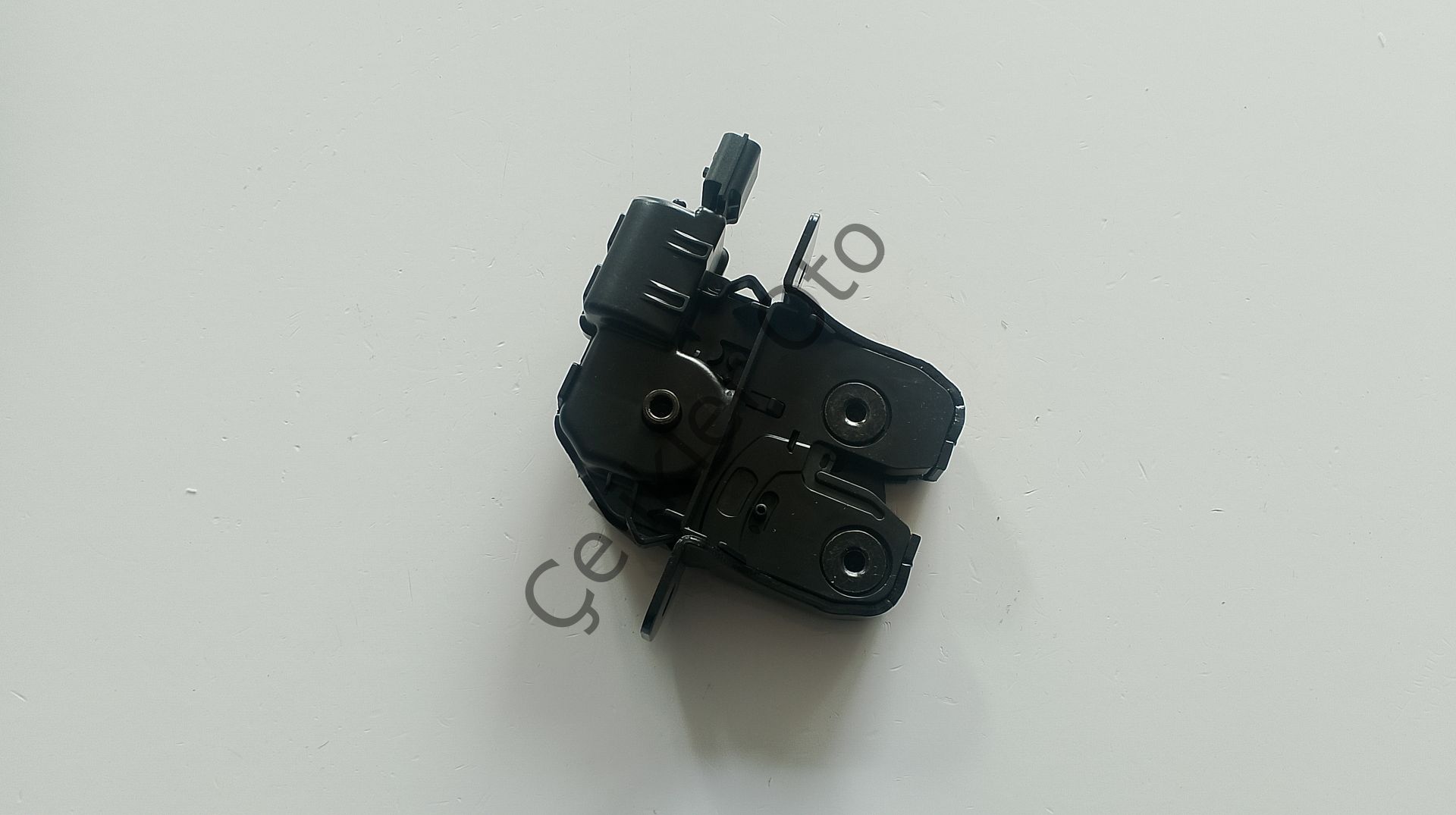 Bagaj Kilidi Clio 4 Fluence Megane 4 Megane 3 846307169R