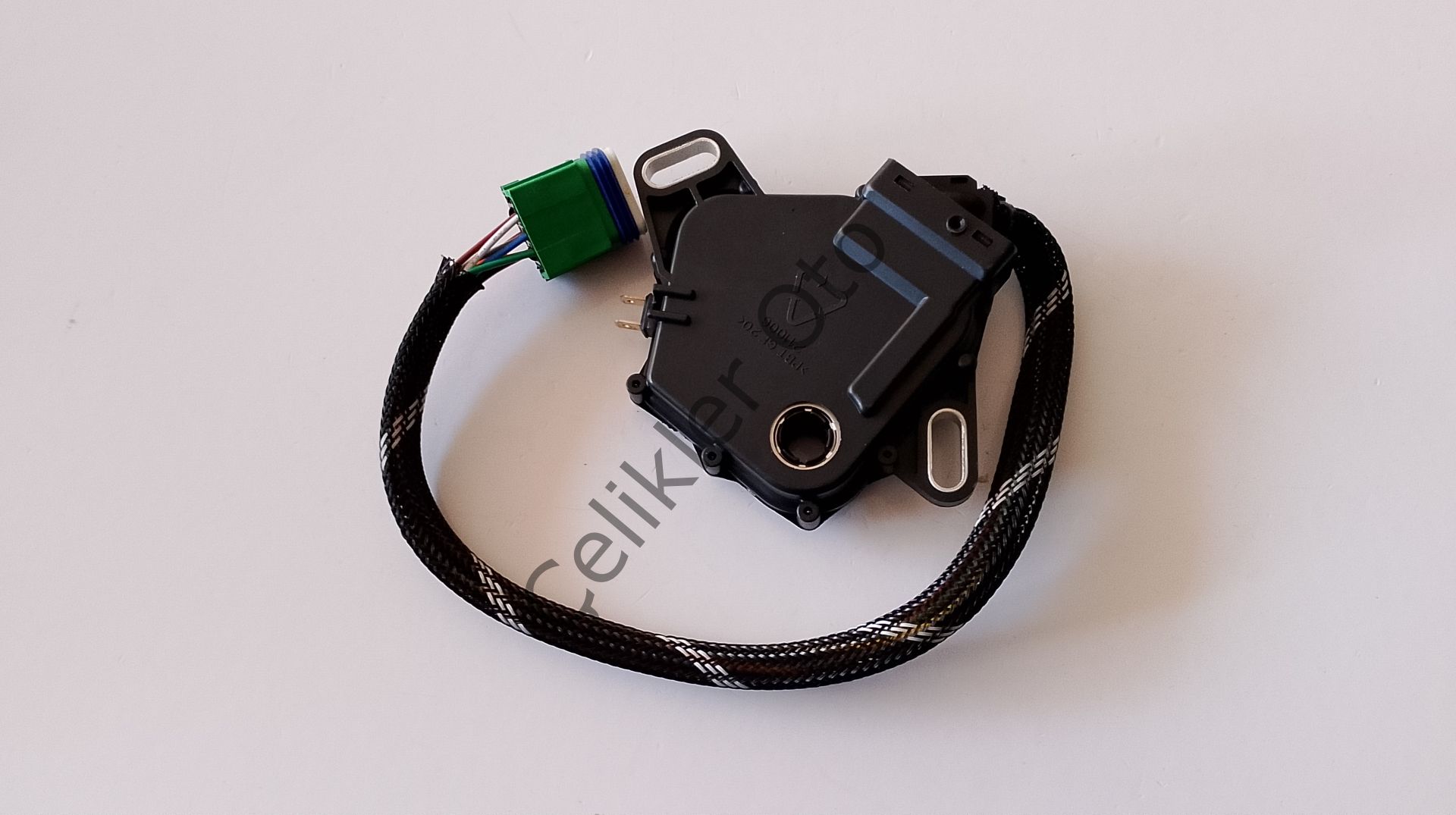 Otomatik Vites Kaptörü Kontaktörü Scenic Megane Clio 7700100010