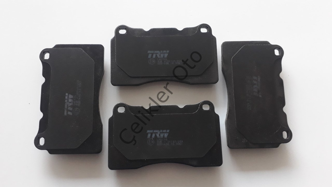 Arka Fren Balatası S60 R V70 R 30683858