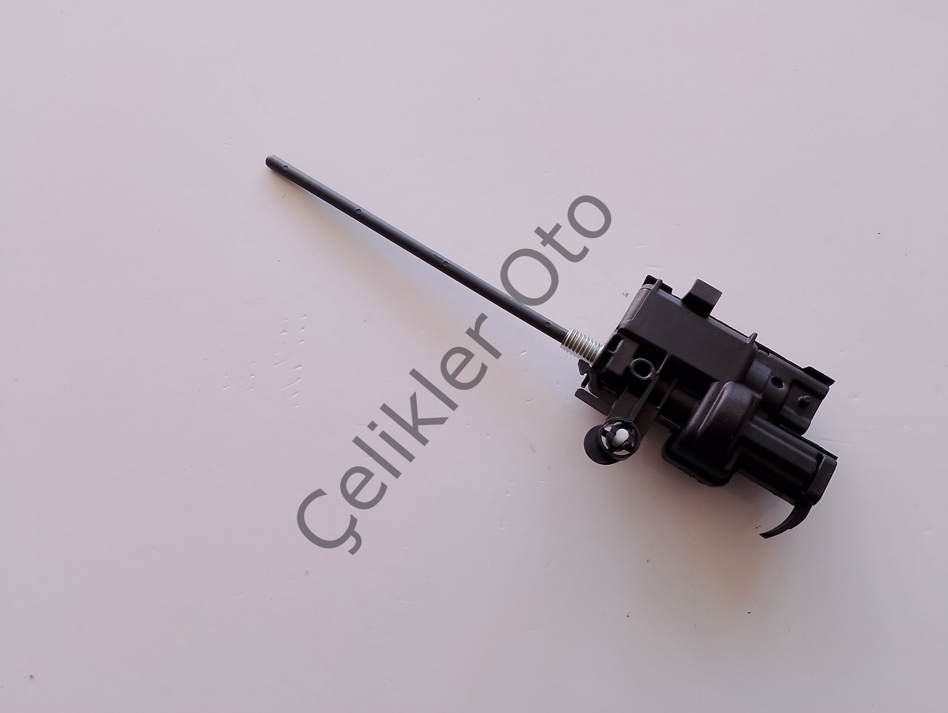 Depo Kapak Kilit Motoru Fluence Clio 4 Captur 8200312600