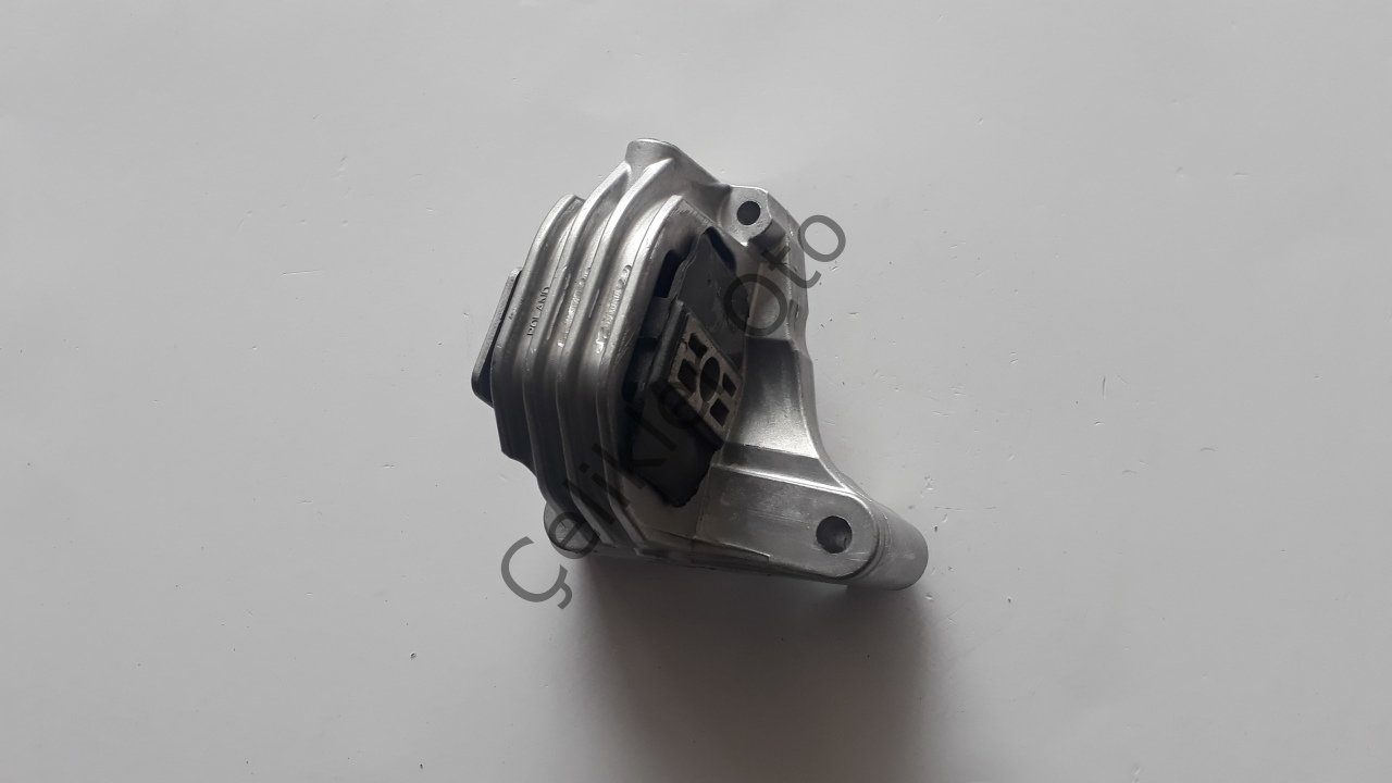 Motor Üst Arka Takozu S60 V70 XC70 XC90 30741583
