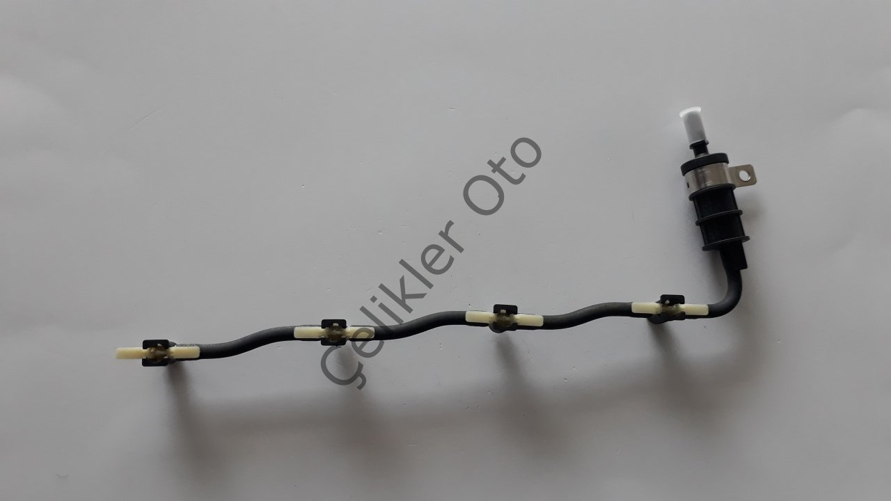 Yakıt Rampası Borusu Trafik 2,0Dci Koleos 2,0Dci M9R 8200894668