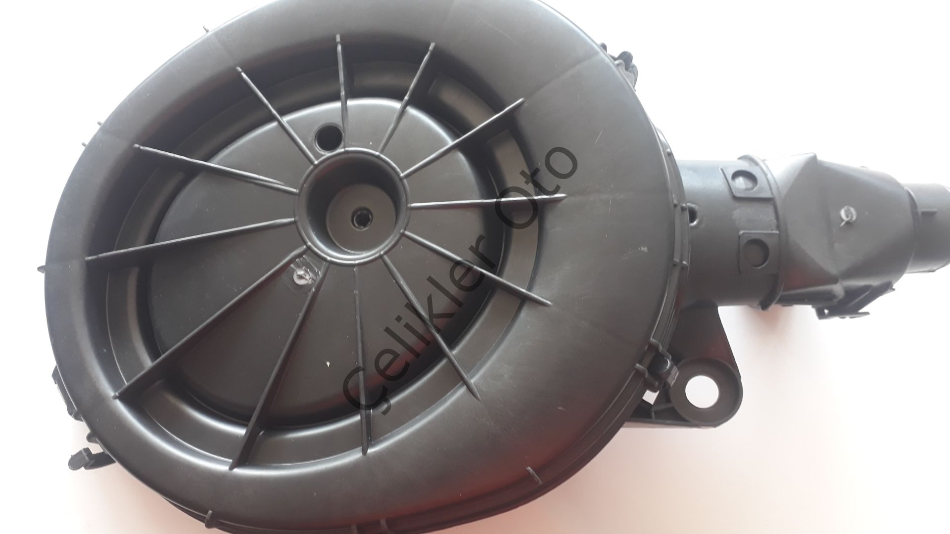 Hava Filtre Kutusu Renault R9 R11 7700732100