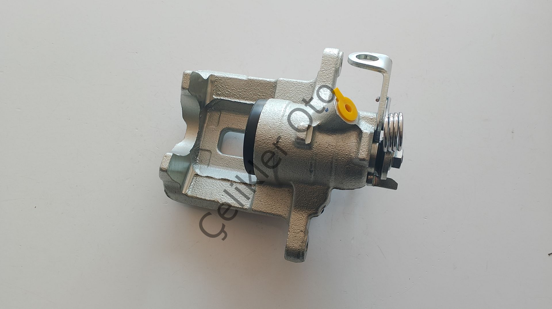 Sol Arka Fren Kaliperi Merkezi Trafik 2 Vivaro 7701056166