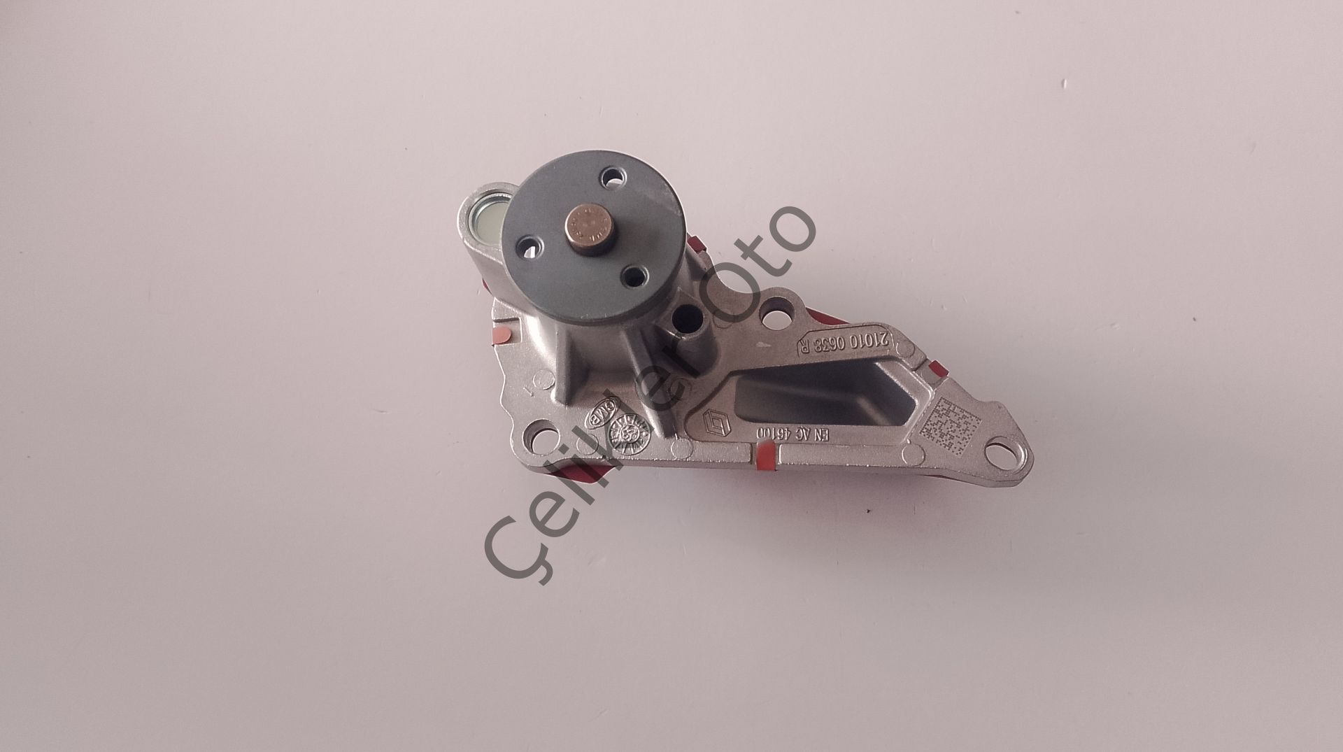 Su Pompası Duster Megane 4 Kadjar Talisman Taliant 1,3Tce 210104880R