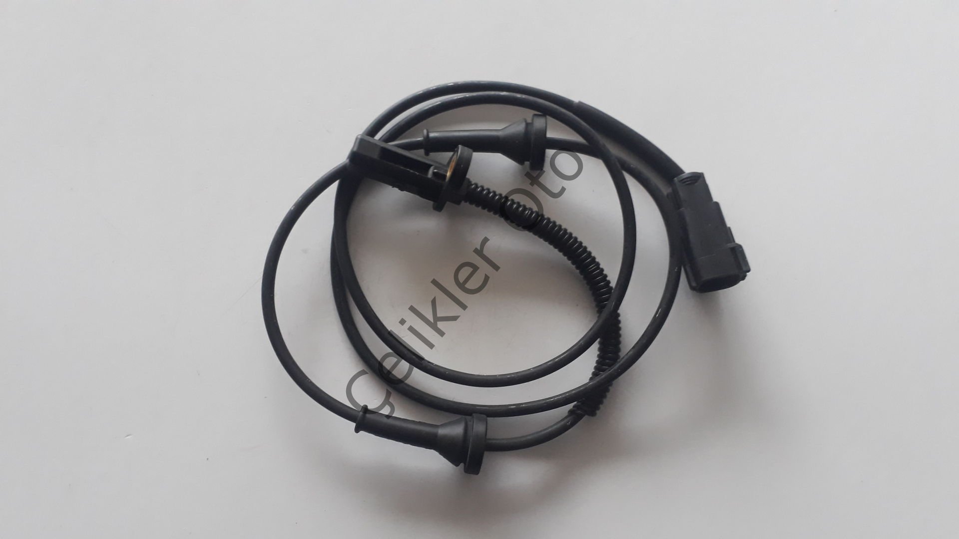 Sağ Ön Abs Kablosu Sensörü XC90 30773739