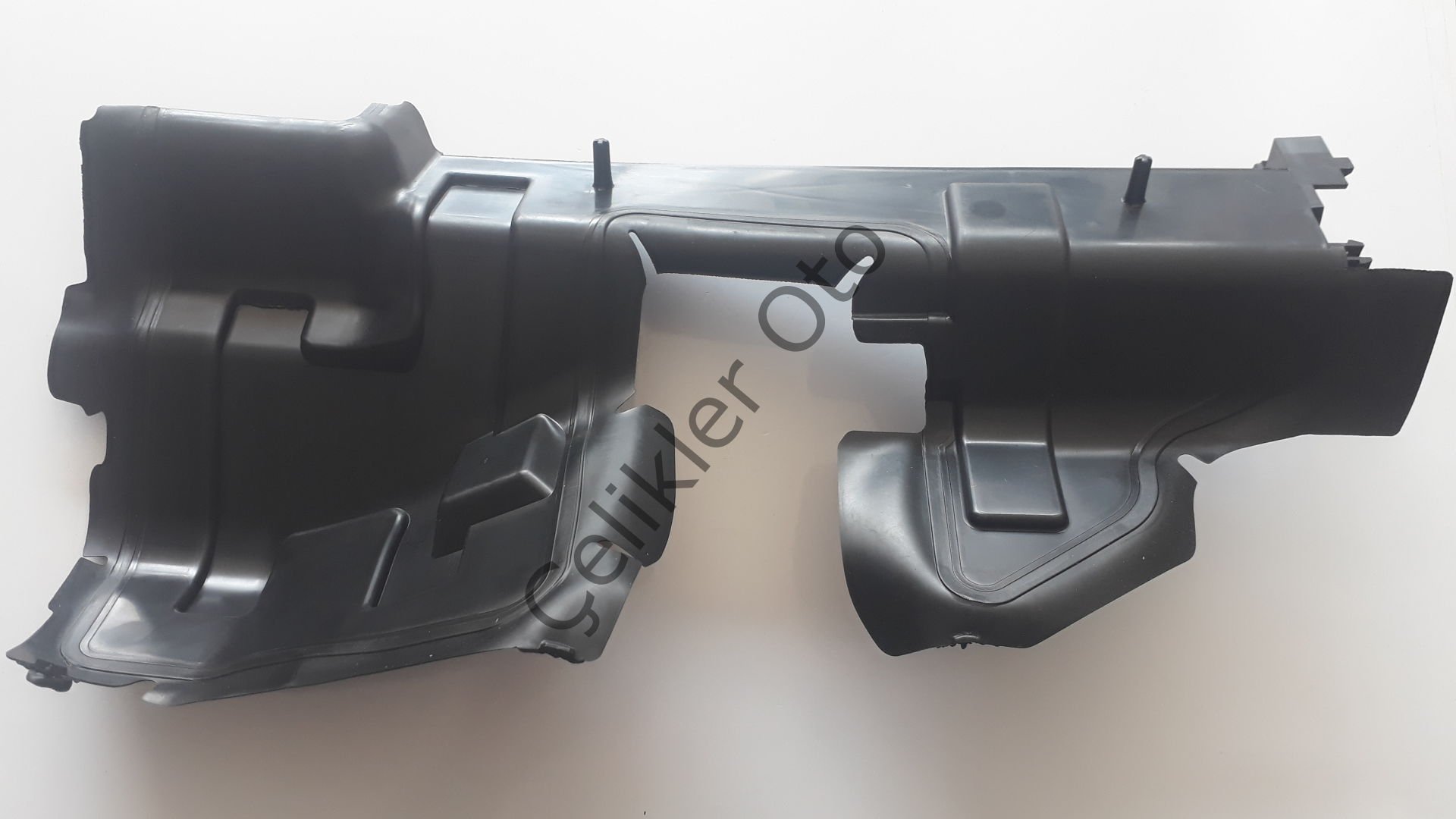 Sol Radyatör Davlumbazı Fluence 2014->214998005R