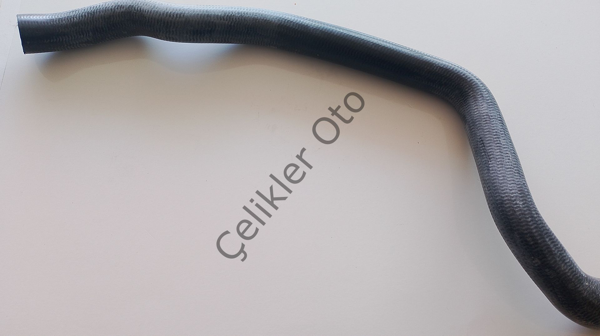 Radyatör Alt Hortumu S60 S80 30680915