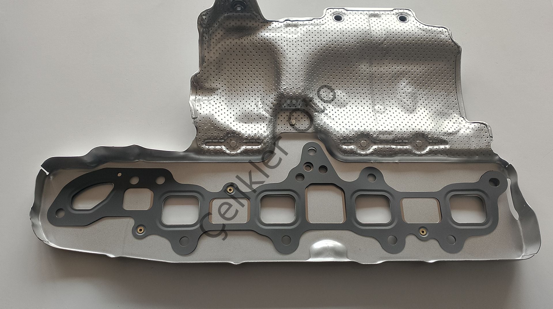 Eksoz Manifold Contası S60 V60 S90 V90 XC60 XC90 32290124