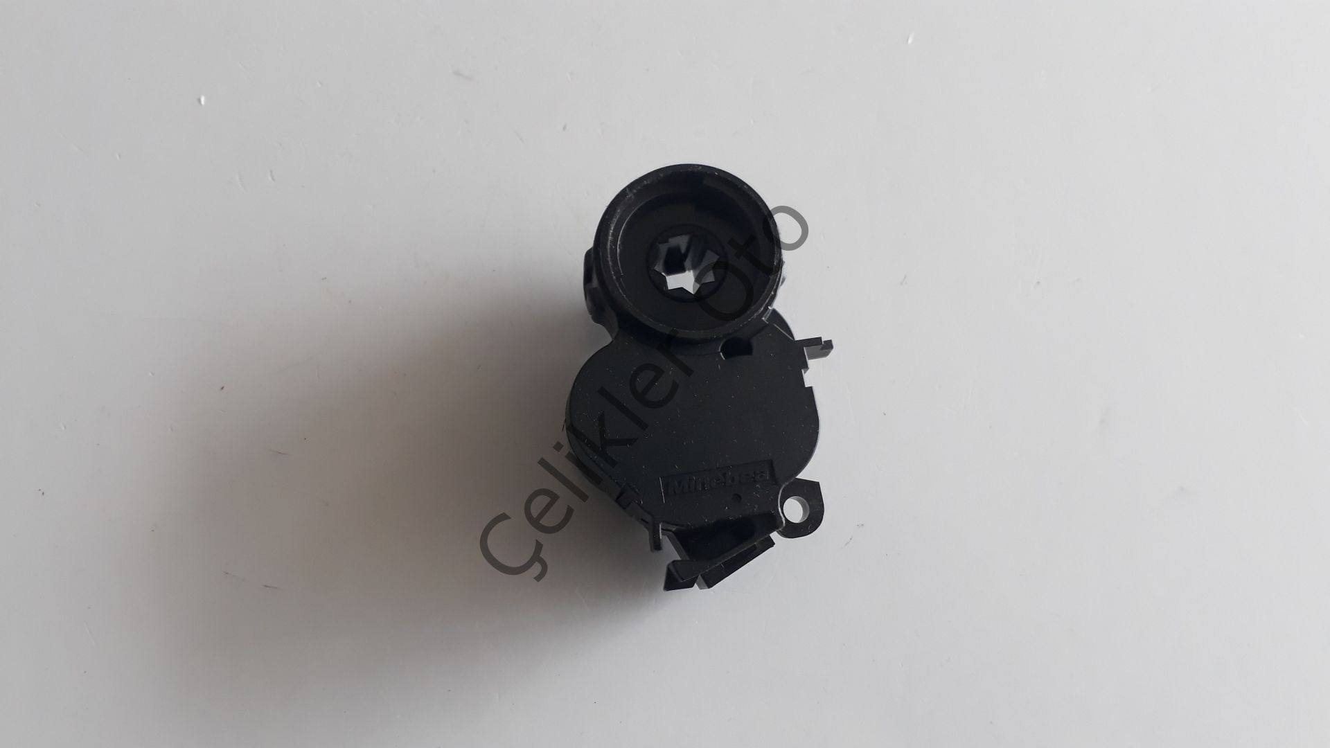 Kalorifer Klape Motoru Clio Joy Symbol Kadjar Clio 4 Megane 4 277325401R