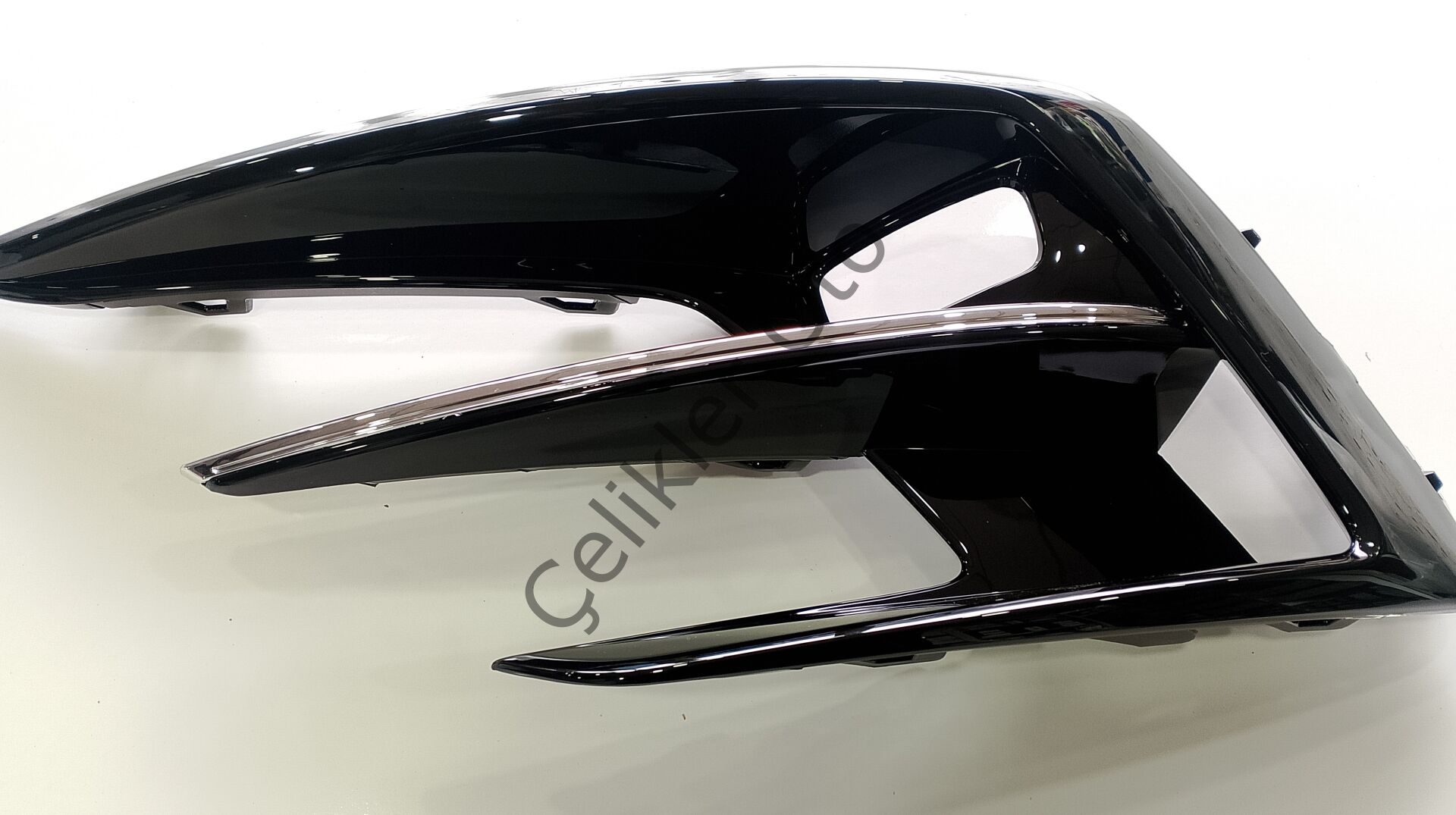 Sol Sis Çercevesi Sisli Megane 4 261522906R
