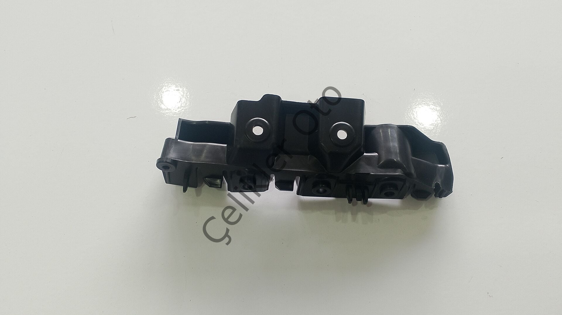 Sağ Ön Tampon Braketi Dacia Jogger Sandero 3 622221846R