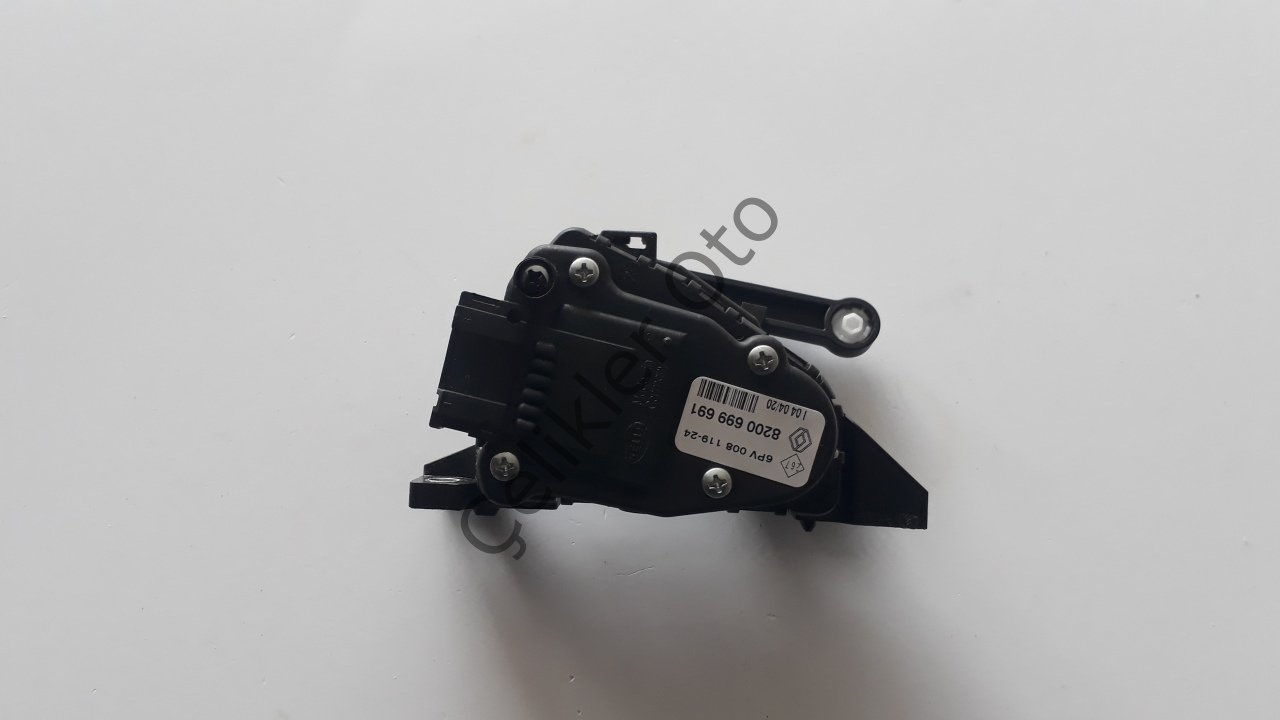 Gaz Pedal Kaptörü Clio Kango 1,5Dci K9K 8200699691