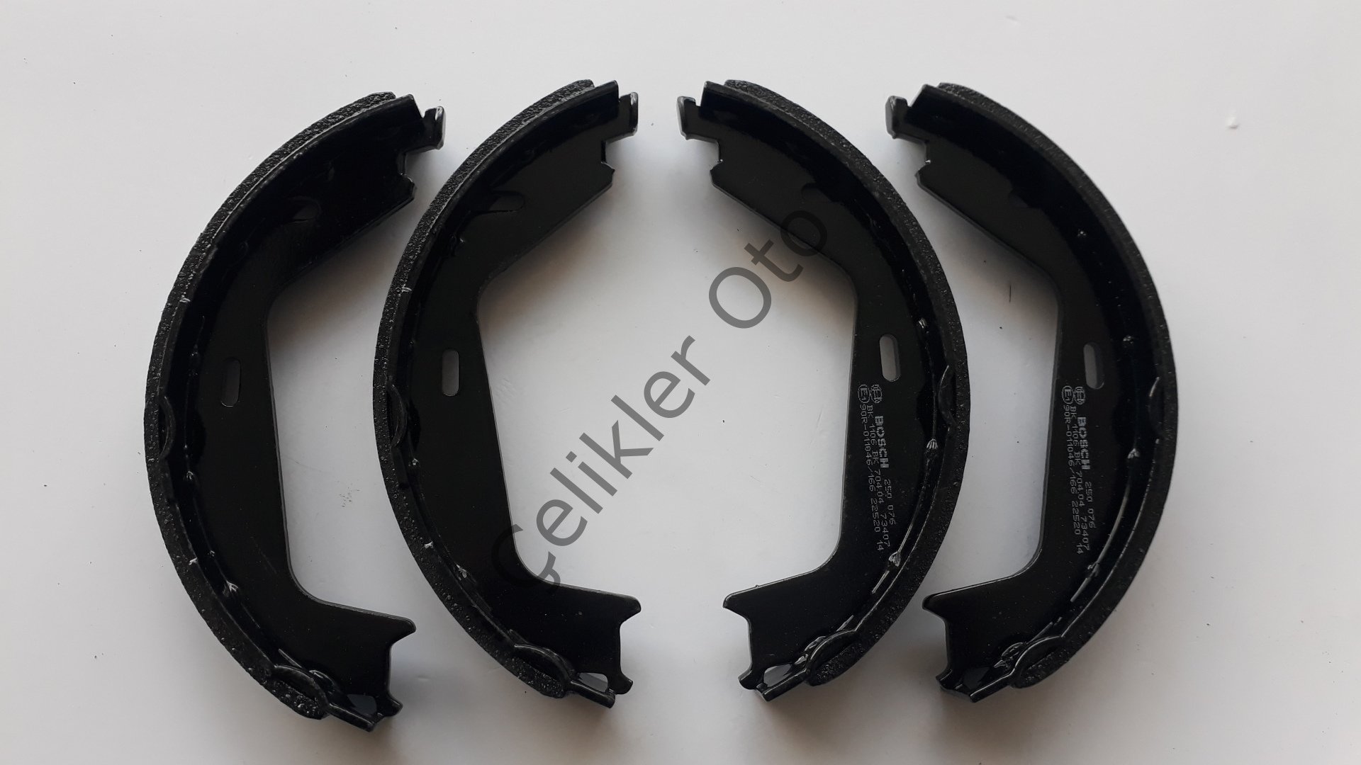 Arka El Fren Balatası S60 S80 V70 XC70 XC90 31262869