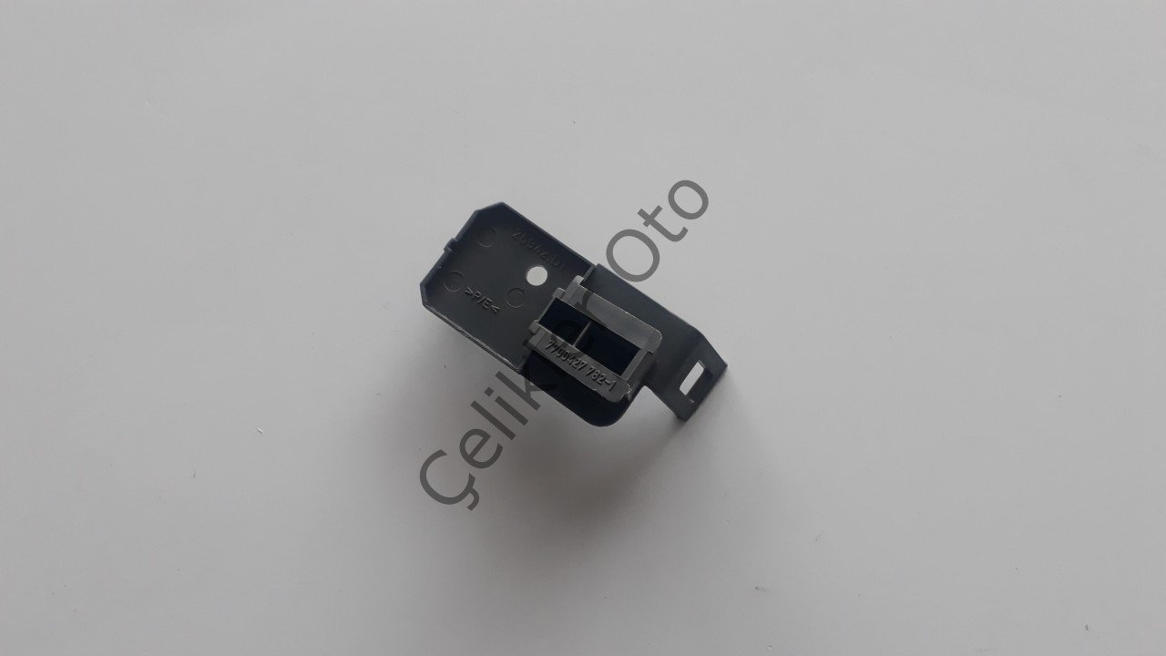 Megane Ön Tampon Bağlantı Ayağı Sağ 7700427782 1999->2003