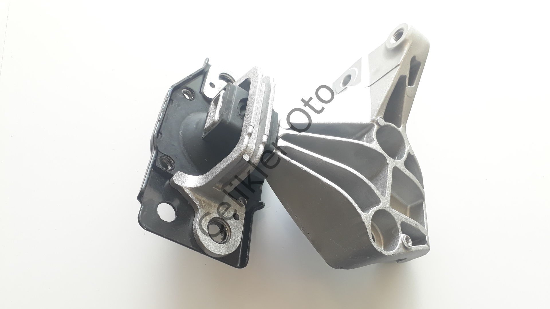 Sağ Üst Motor Takozu Qashai/Qashai +2 J10 1,5Dci K9K 11210JD500