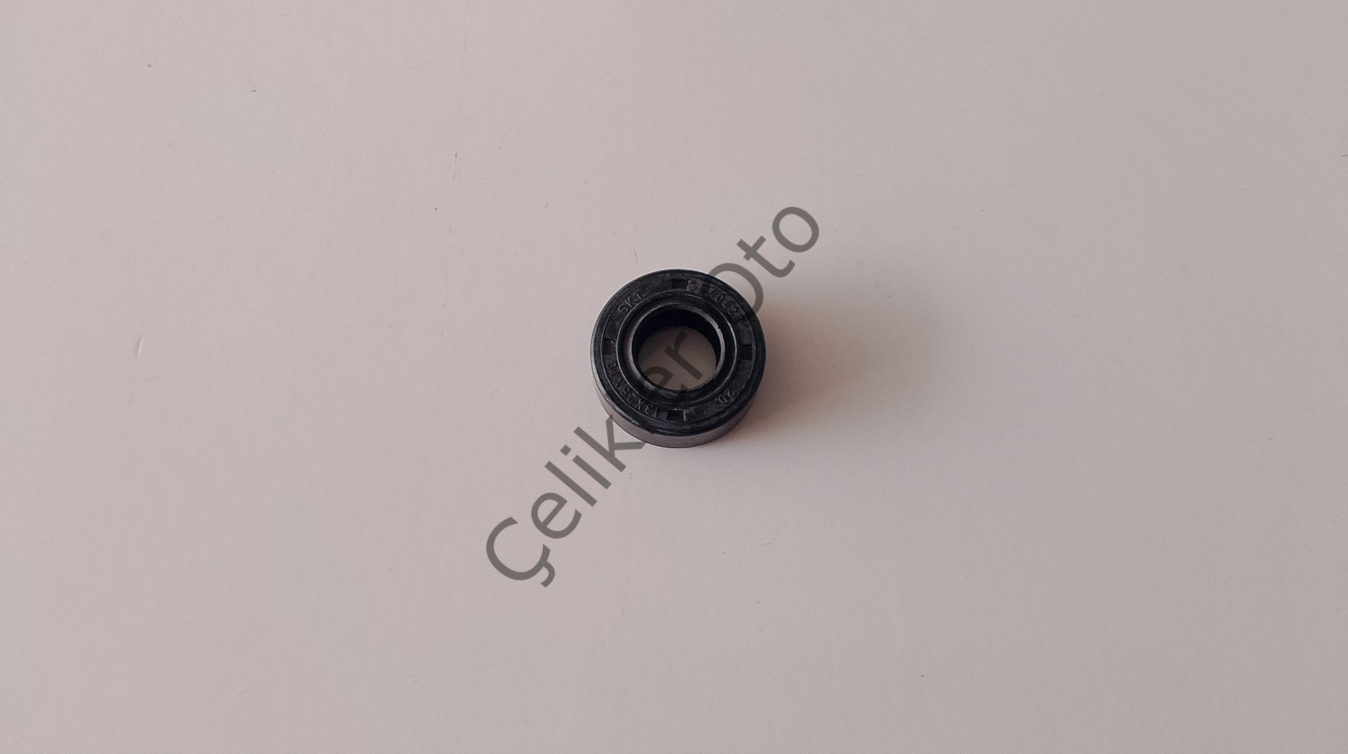 Vites Mil Keçesi Renault R12 6000046077