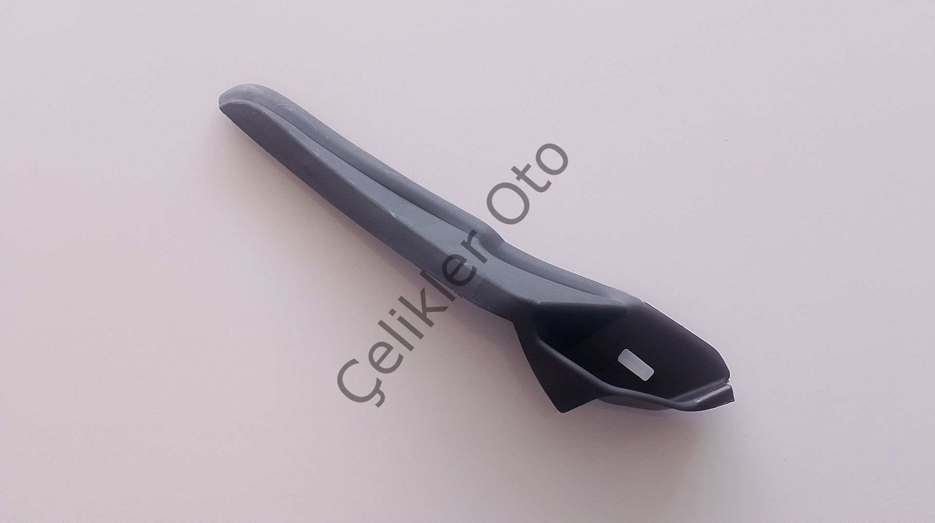 Sağ Ön Cam Izgara Bagalidi Clio 4 668628650R