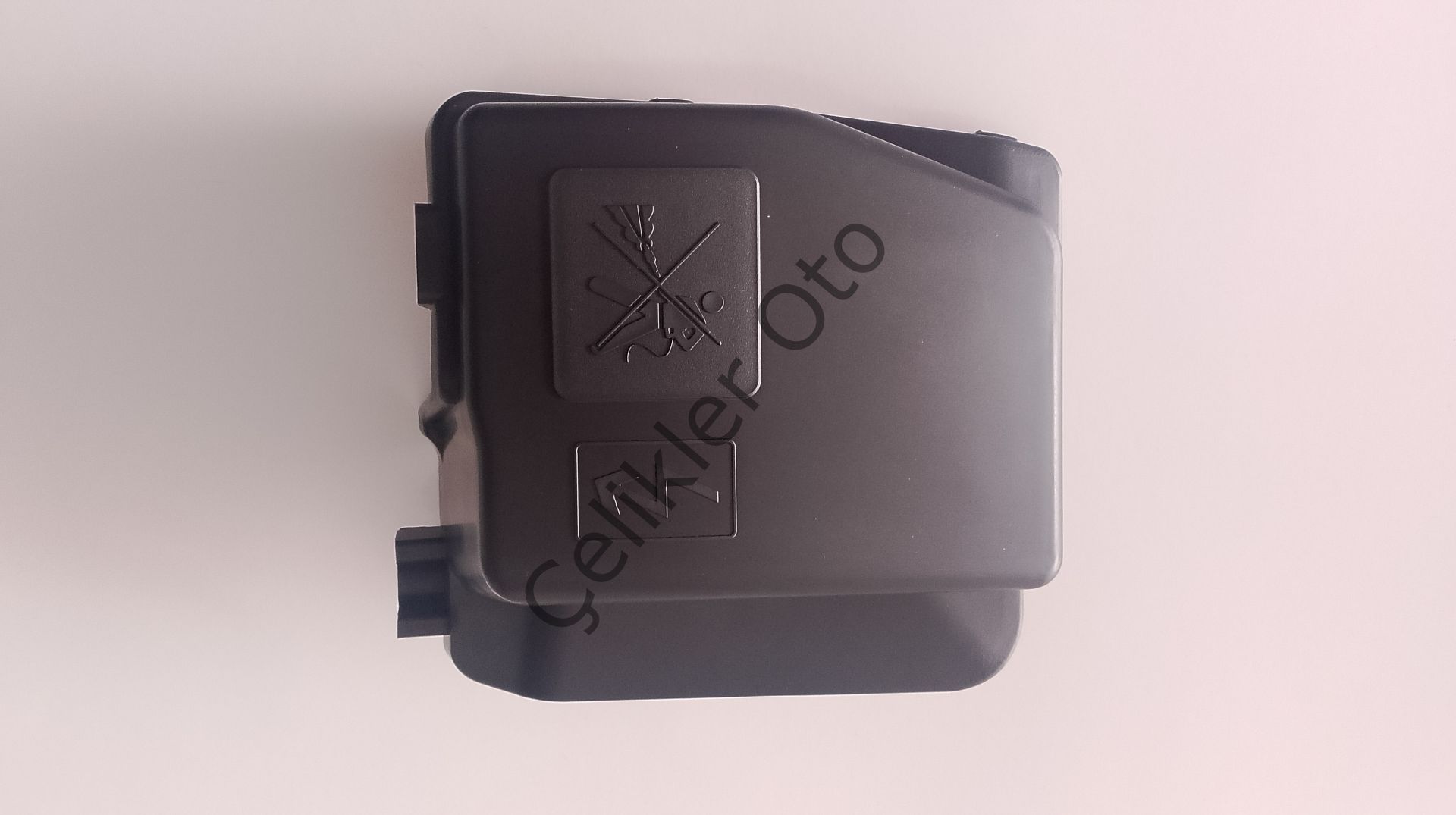 Sigorta Role Kutu Kapağı Üst Dacia Duster 243829068R
