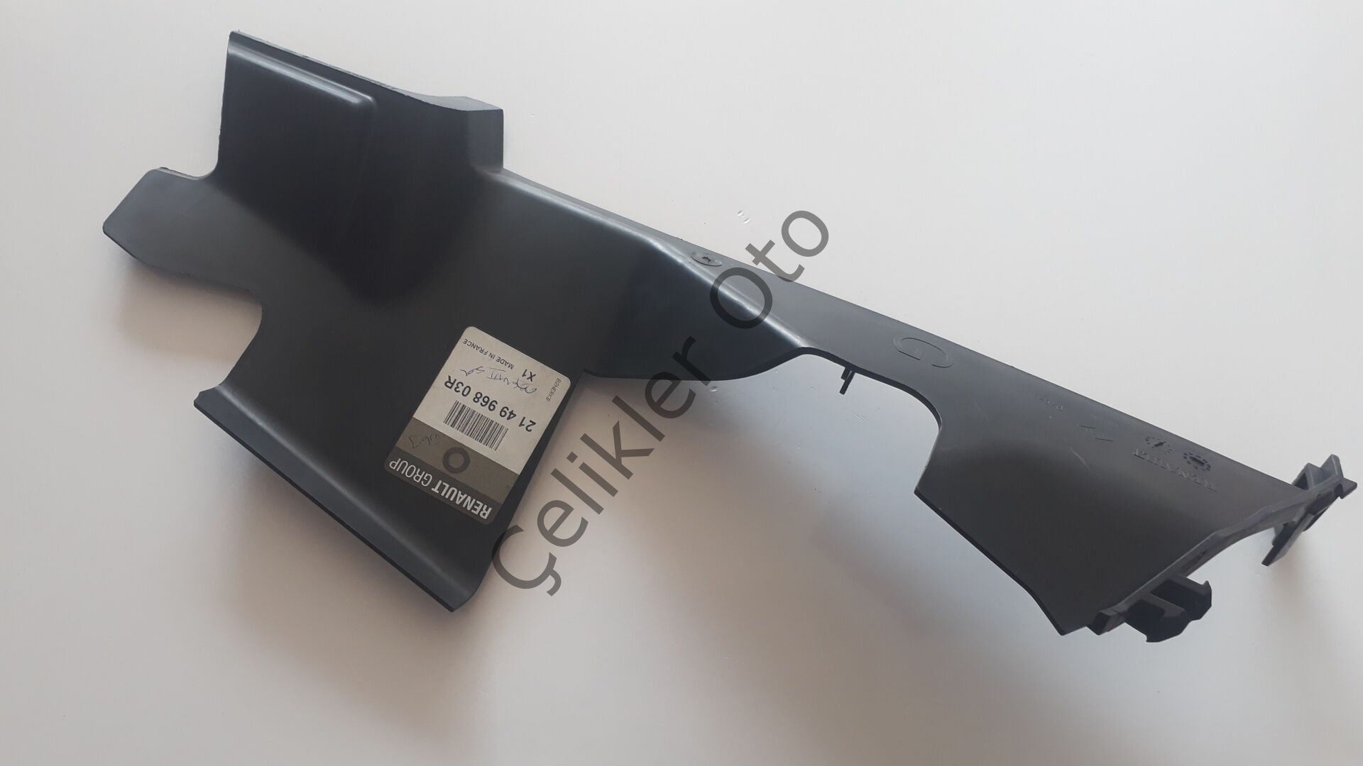 Sol Radyatör Davlumbazı Megane 3 Fluence 214996803R