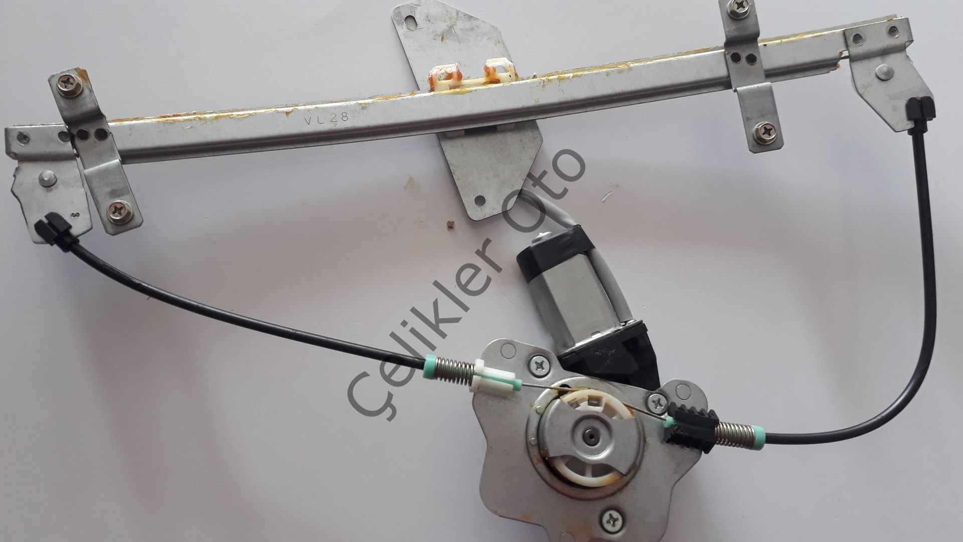 Sağ Ön Cam Krikosu S40 V40 30623449