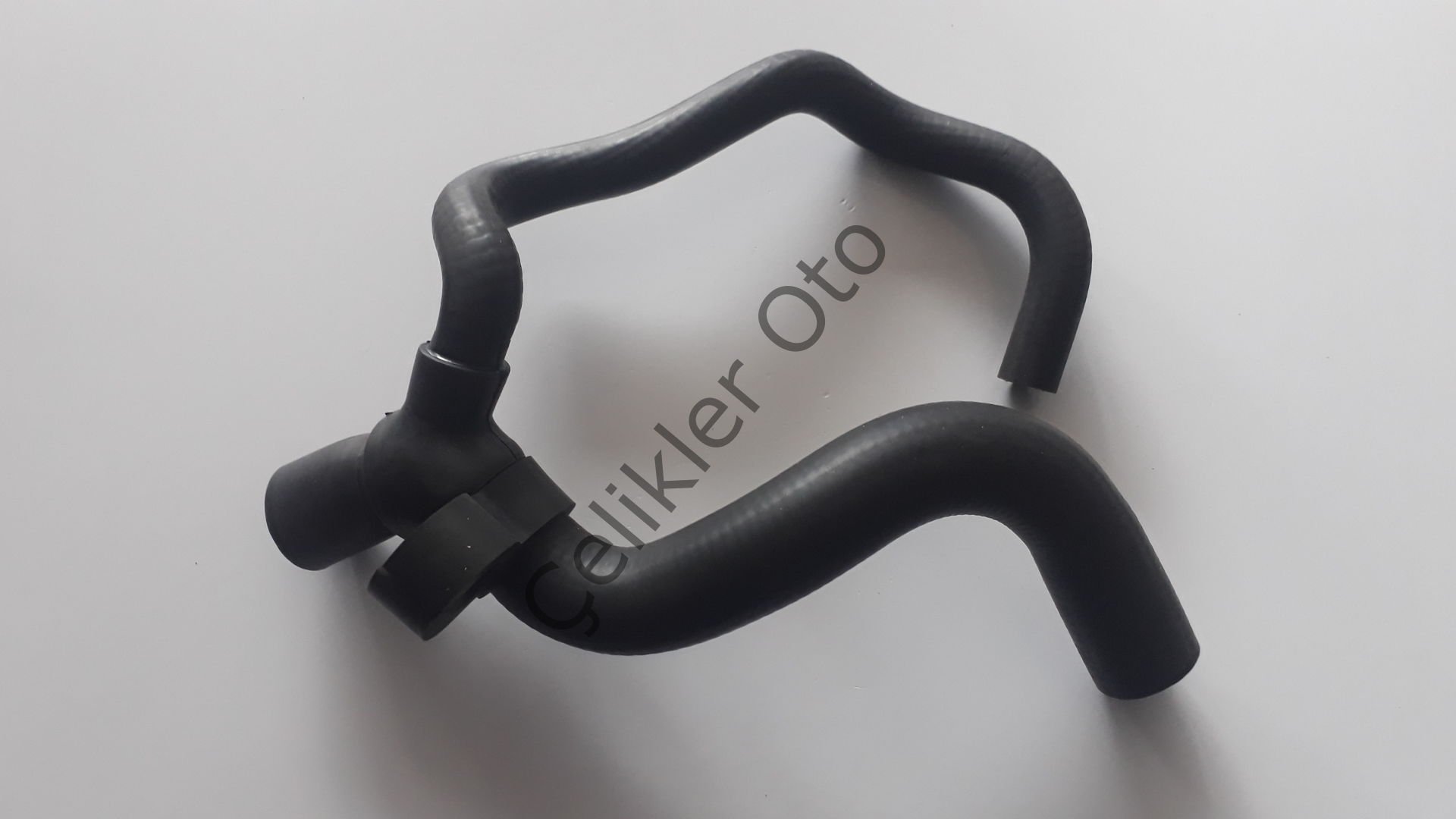 Radyatör Üst Hortumu Clio 1,6 Otomatik 7700836707