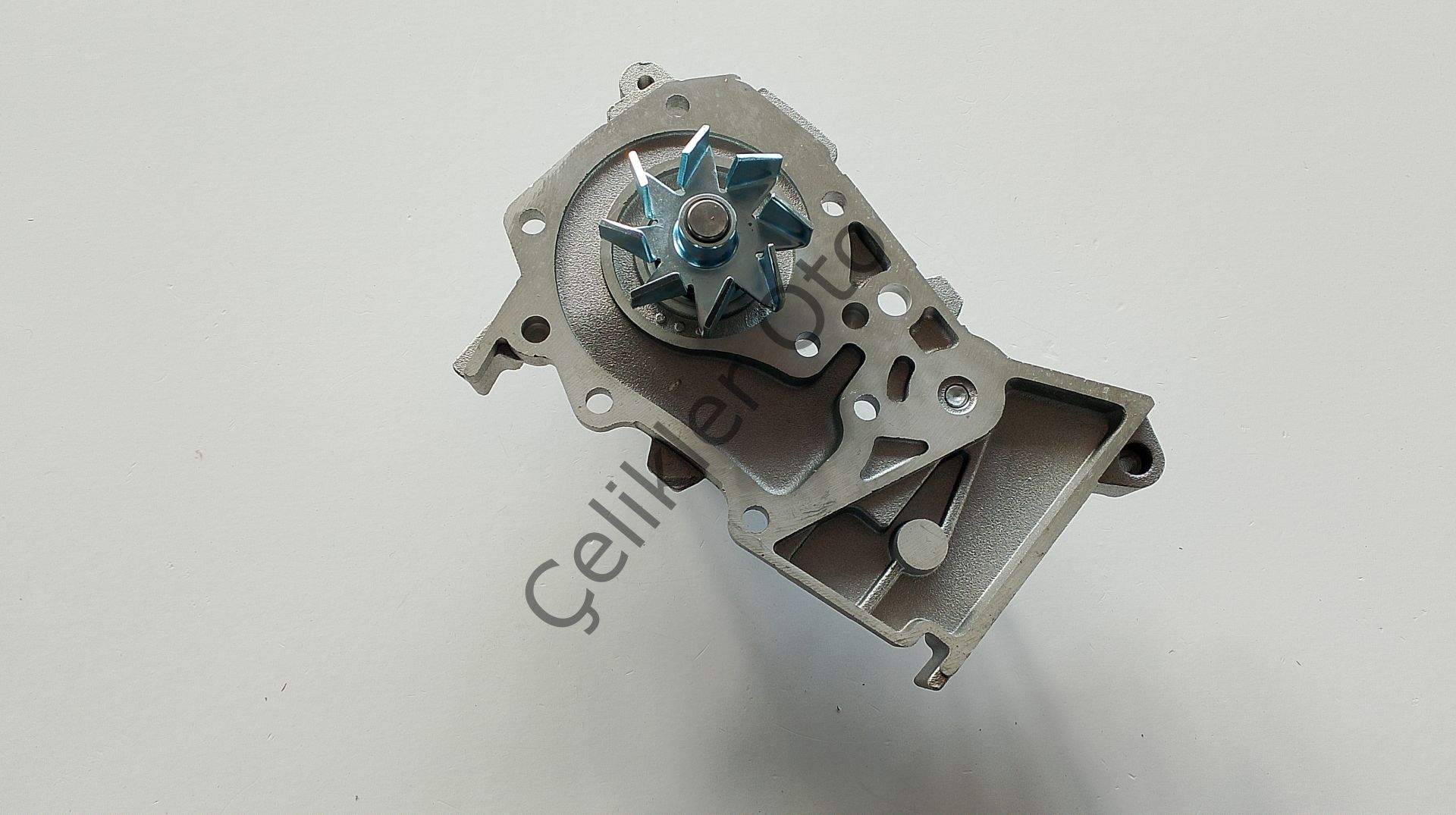 Su Pompası Devirdaim Duster Dokker Lodgy Sandero 1,6 16V K4M 210100753R