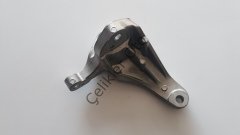 Motor Alt Bağlantı Braketi S40 V50 C30 C70 30723850