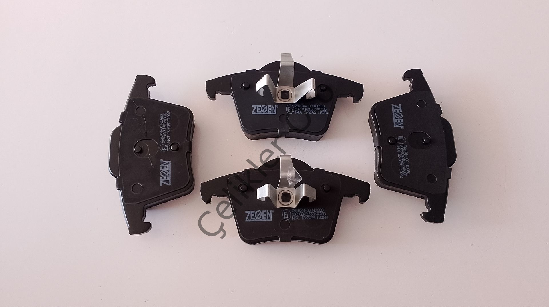 Arka Fren Balatası XC90 30793093