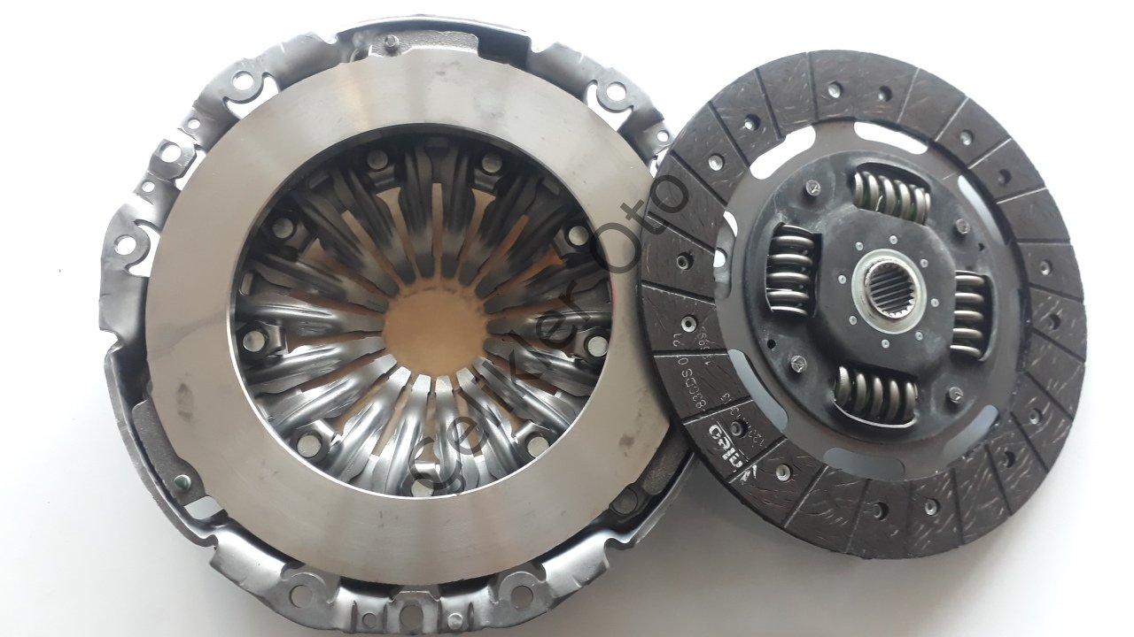 Debriyaj Seti Master 2 2,5Dci G9U 8201516550