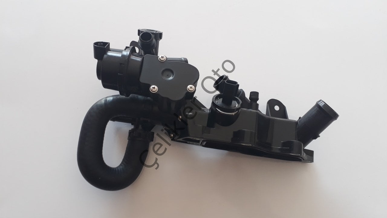 Termostat Komple Clio 4 Captur Dacia Sandero 0,9TCE 110603082R