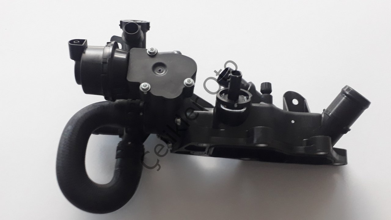 Termostat Su Çıkış Kutusu Clio 4 Dacia Sandero Captur 0,9TCE 110603082R