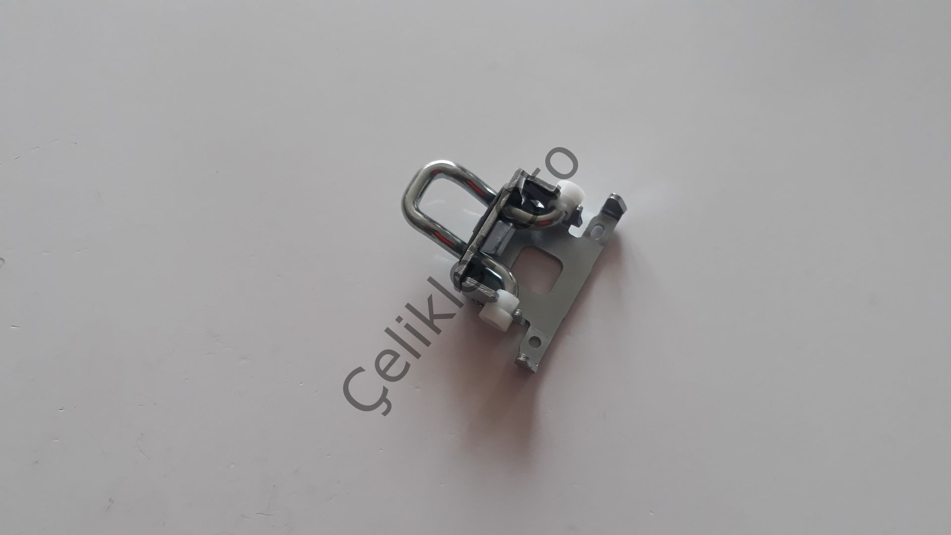 Bagaj Kilit Karşılığı Megane Kango 7700834331