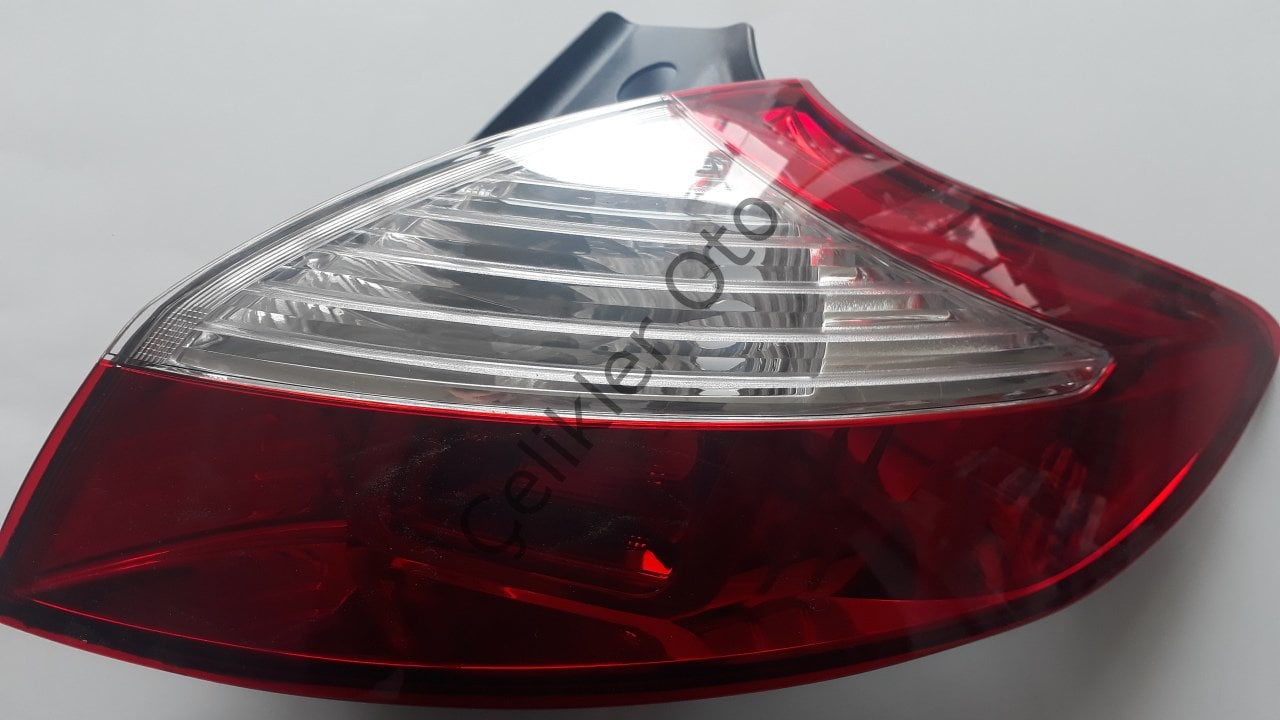 Sağ Dış Stop Megane 3 265500036R