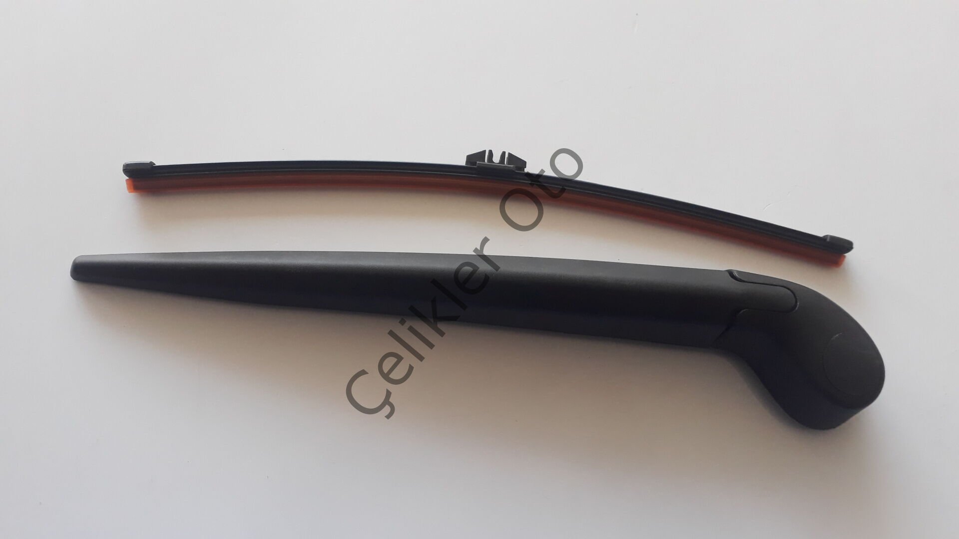 Arka Silecek Kolu+Süpürge V70 2008->30753964