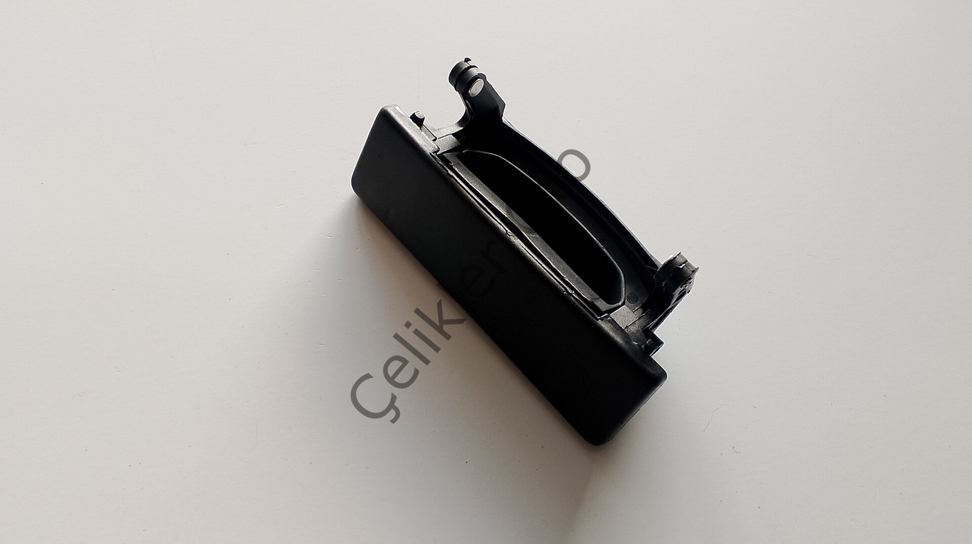 Dış Kapı Kolu Renault R9 R11 7704003919