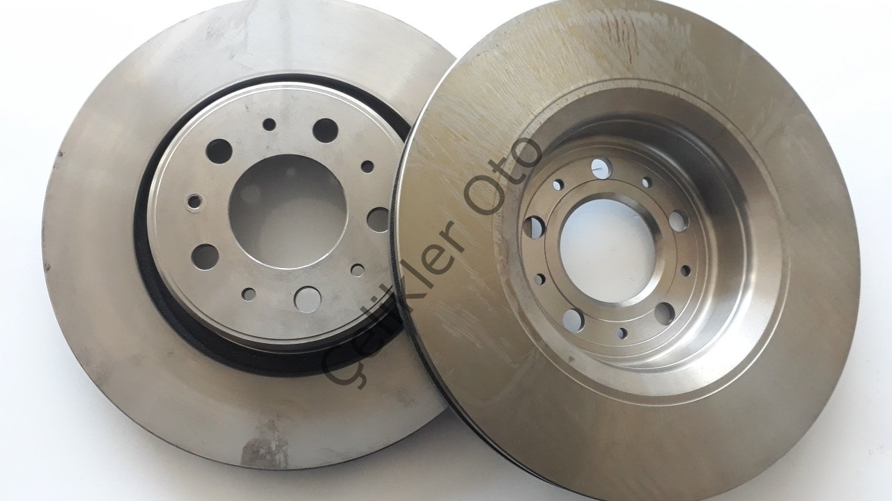 Ön Fren Diski Takımı S70 V70 C70 850 16Jant 302MM 272276