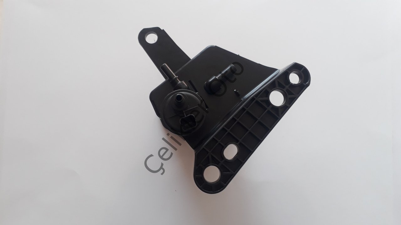 Kanister Clio Symbol Kango 1,4 8V E7J 8200672360