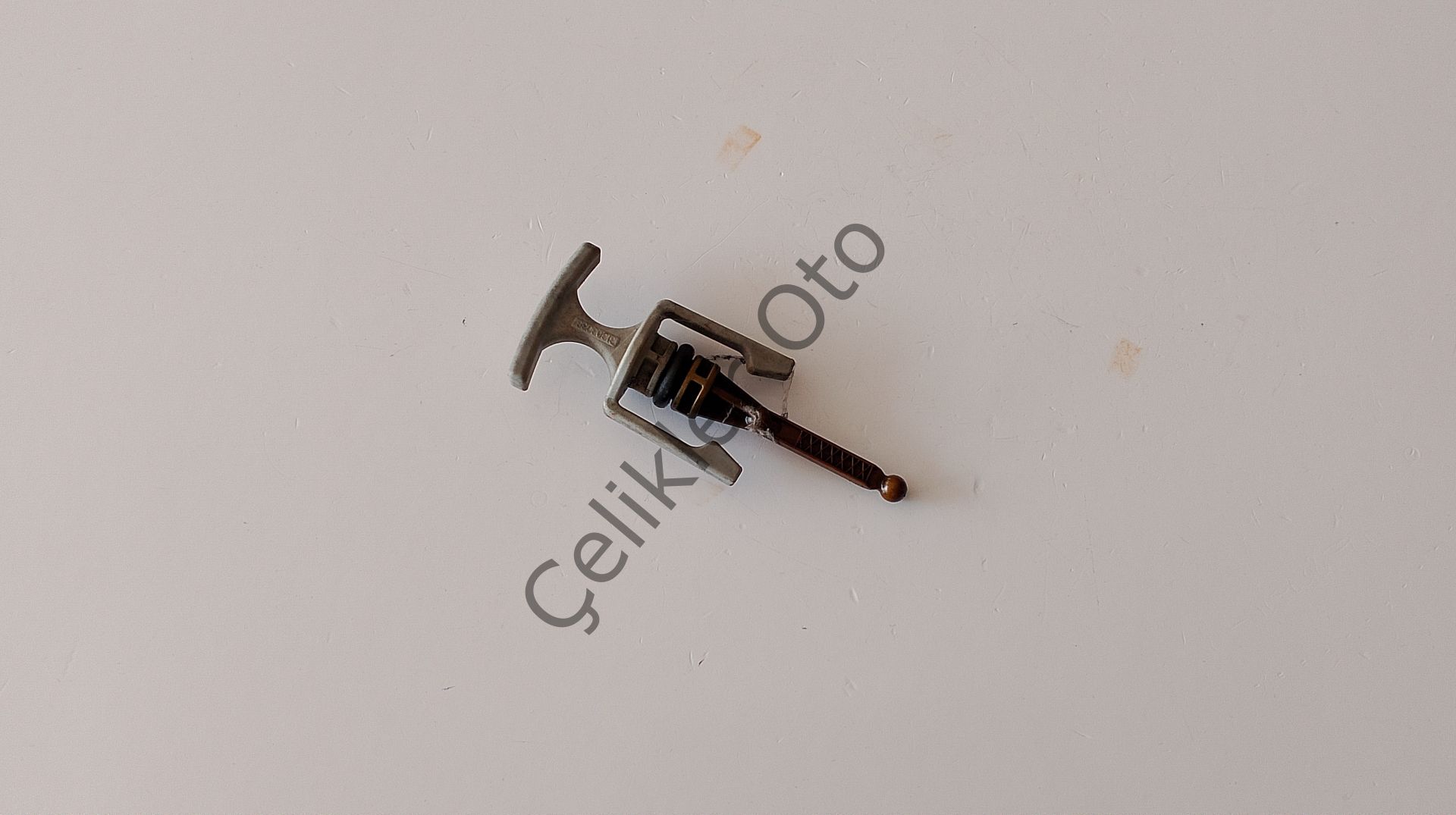 Şanzuman Yağ Çubuğu S60 S80 V70 31303038