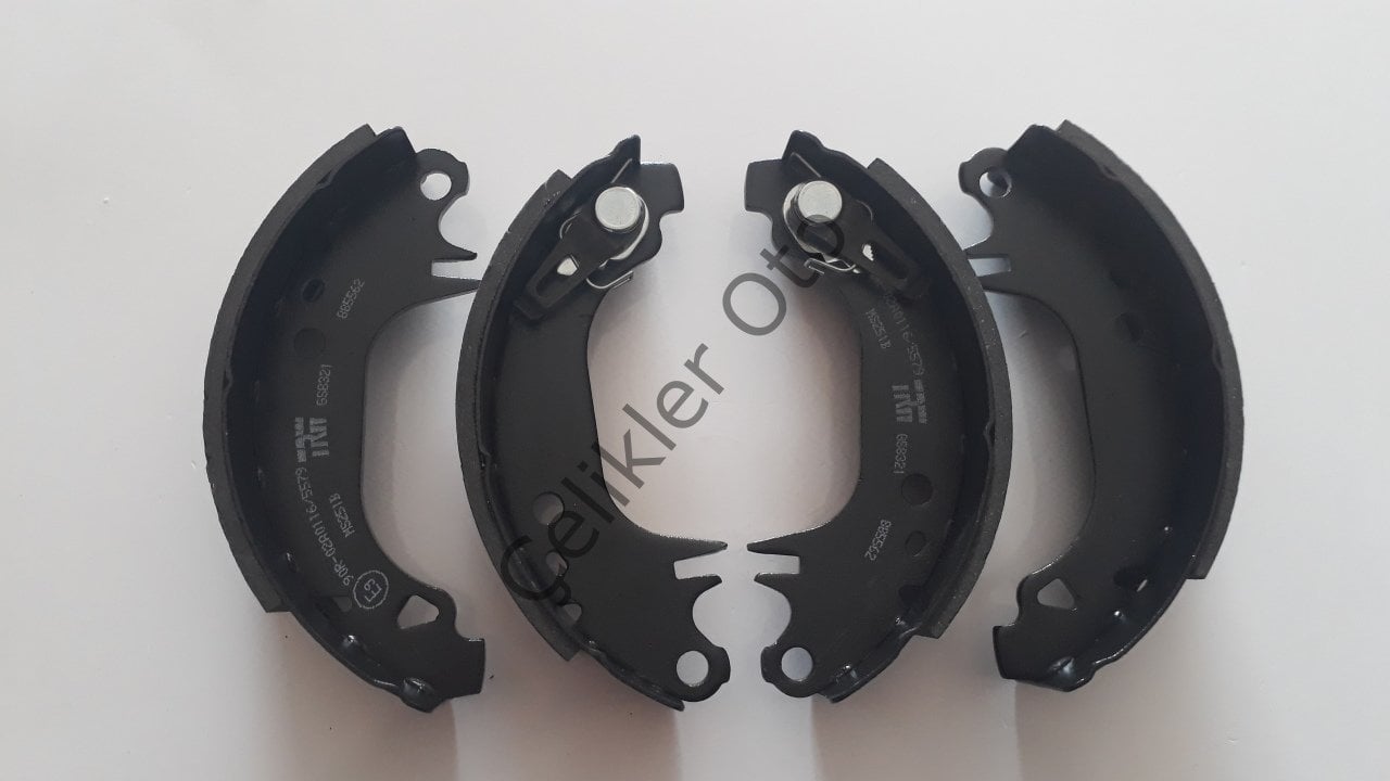 Renault R9 R11 Arka Fren Balatası 7702127309