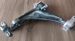 Sağ Alt Tabla Salıncak S90 V90 XC60 XC90 32381881
