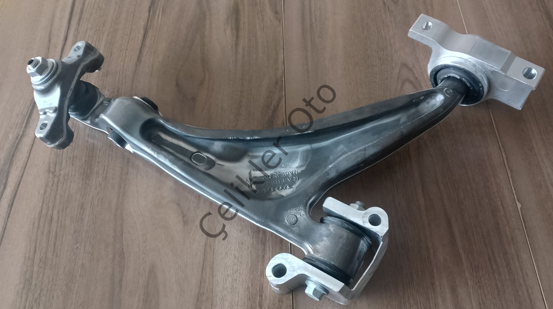 Sol Alt Tabla Salıncak S90 V90 XC60 XC90 32381882